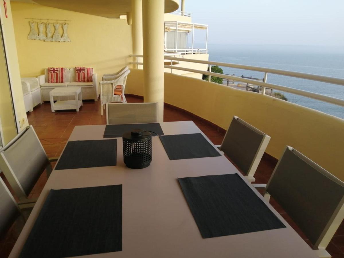 Holidays2Benalmadena Torrequebrada Sea View Front Beach With Pool Parking & Terraces المظهر الخارجي الصورة